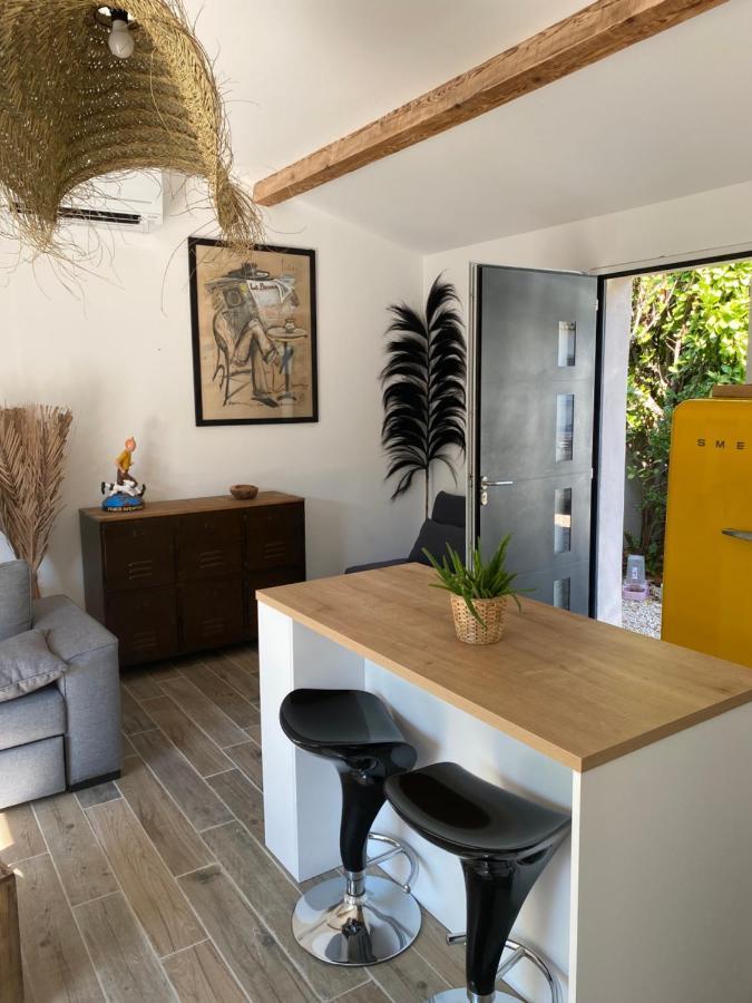 Petit Nid Douillet En Luberon Avec Spa Ansouis Esterno foto