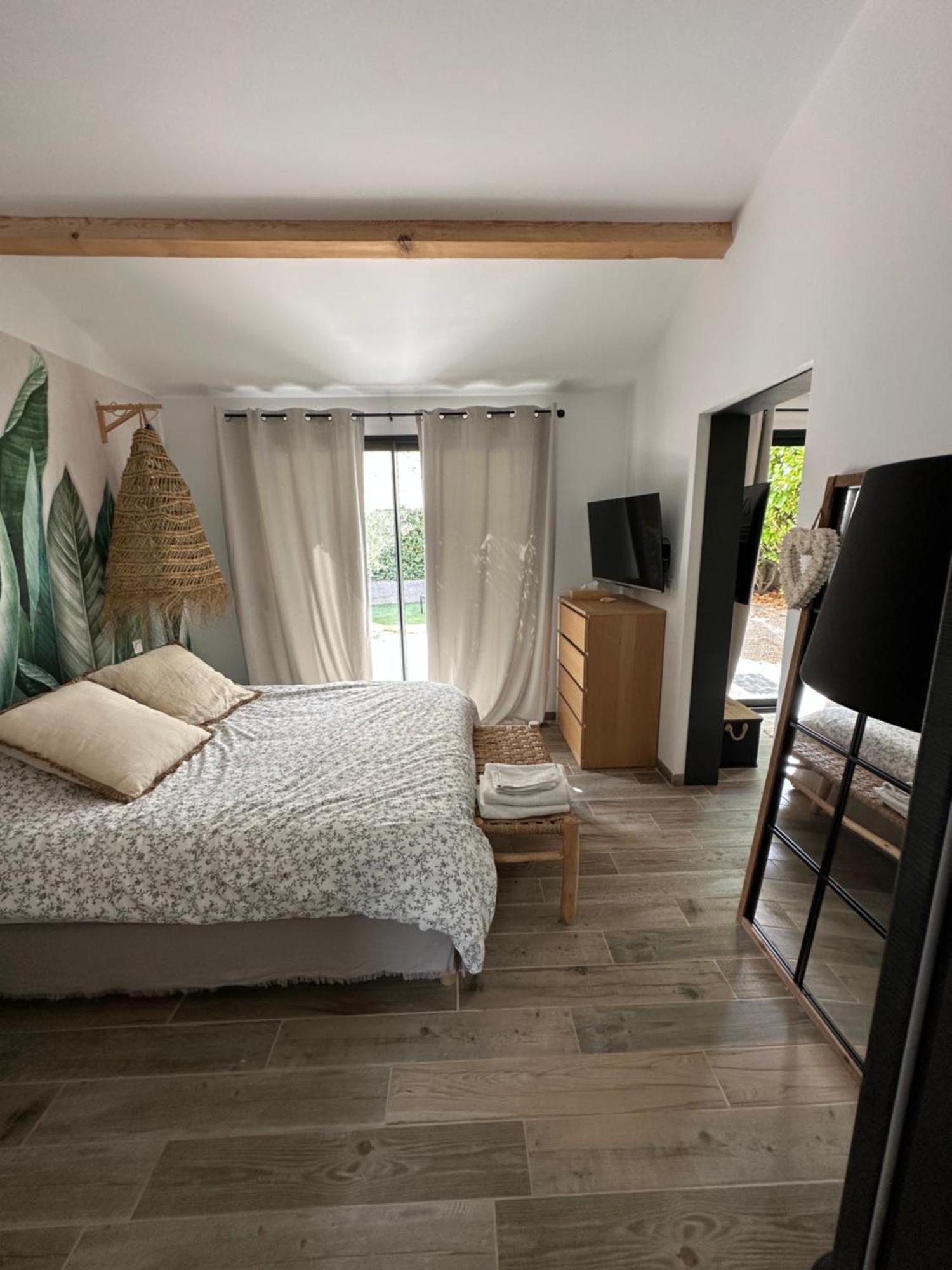 Petit Nid Douillet En Luberon Avec Spa Ansouis Esterno foto