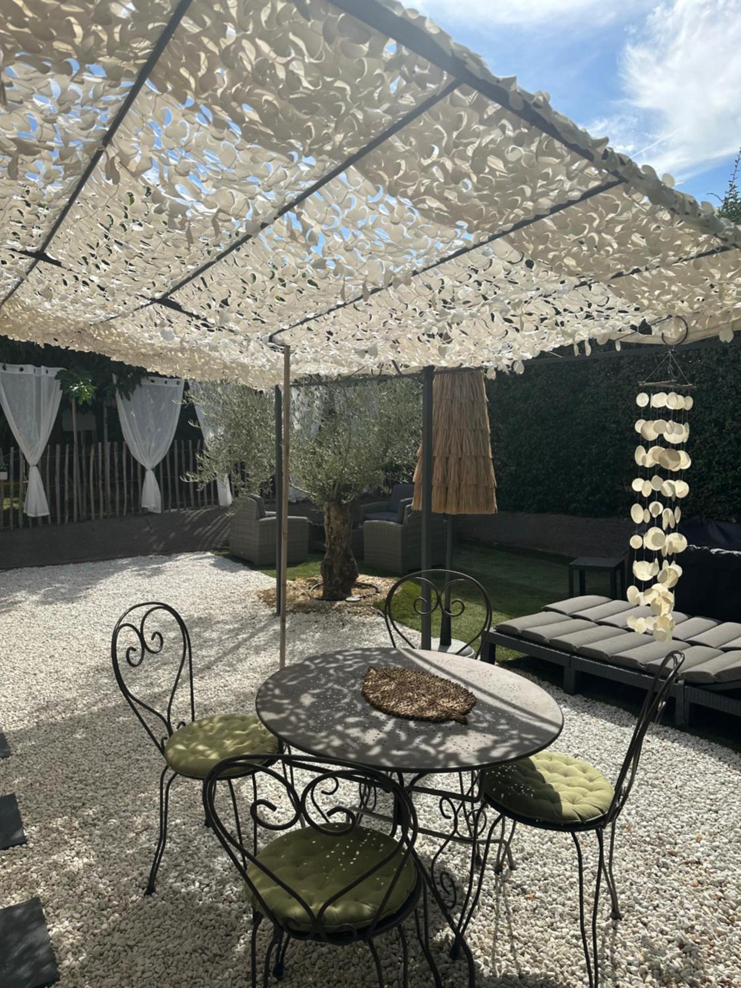 Petit Nid Douillet En Luberon Avec Spa Ansouis Esterno foto